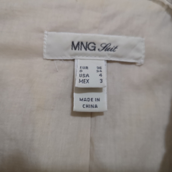 🌟HP!!!🌟Rare VINTAGE MANGO SUIT Gorgeous Summer Jacket with chikan work fabric. - Picture 8 of 14